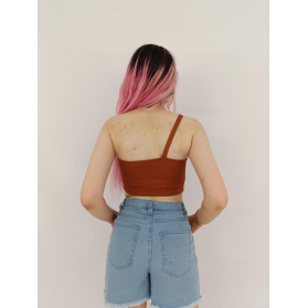 femme luxe tłoczona bluzka crop top na jedno | Lapciucha.pl