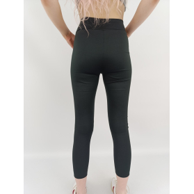czarne śliskie legginsy 7/8 z kieszonkami mod | Lapciucha.pl