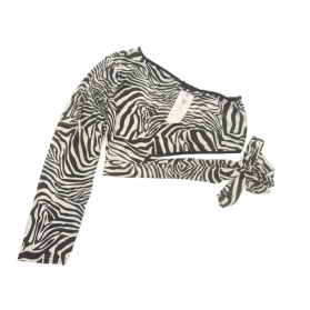 I SAW IT FIRST modna BLUZKA CROP TOP na jedno | Lapciucha.pl