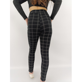 prettylittlething eleganckie spodnie rurki wy | Lapciucha.pl