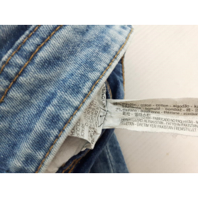 BERSHKA jeansowe SPODNIE RURKI z dziurami MOD | Lapciucha.pl