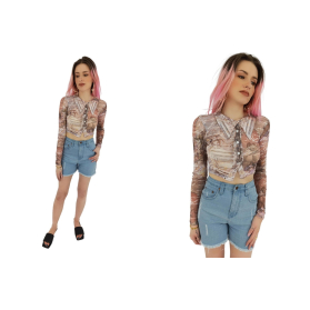 prettylittlething siateczkowa bluzka crop top | Lapciucha.pl
