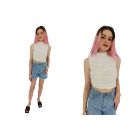 prettylittlething tłoczona bluzka crop top na | Lapciucha.pl
