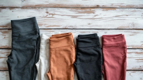 Legginsy push-up z lumpeksu – jak wybrać najlepszy krój?
