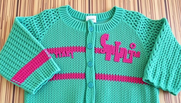 Używane sweterki dla dzieci – jakie materiały są najcieplejsze i najtrwalsze?